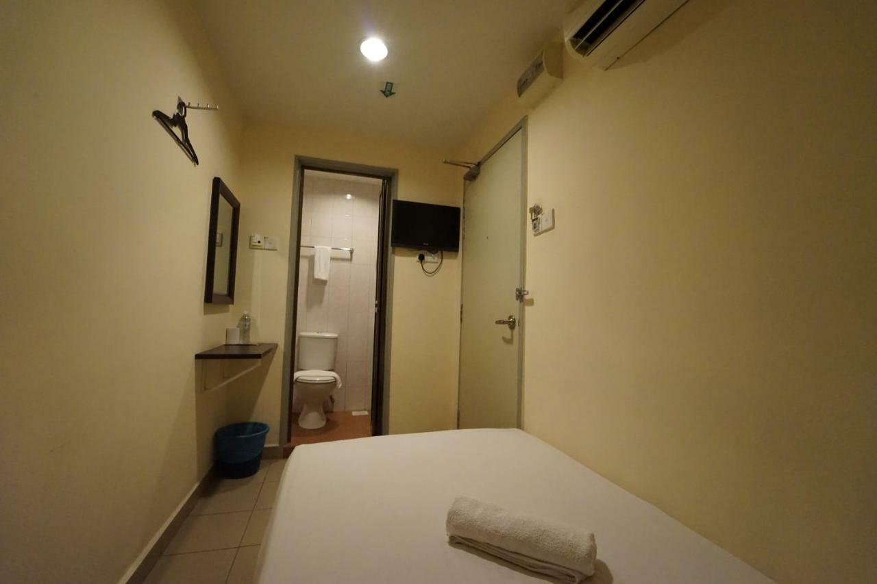 Standard Single Room,786434541:JPEG